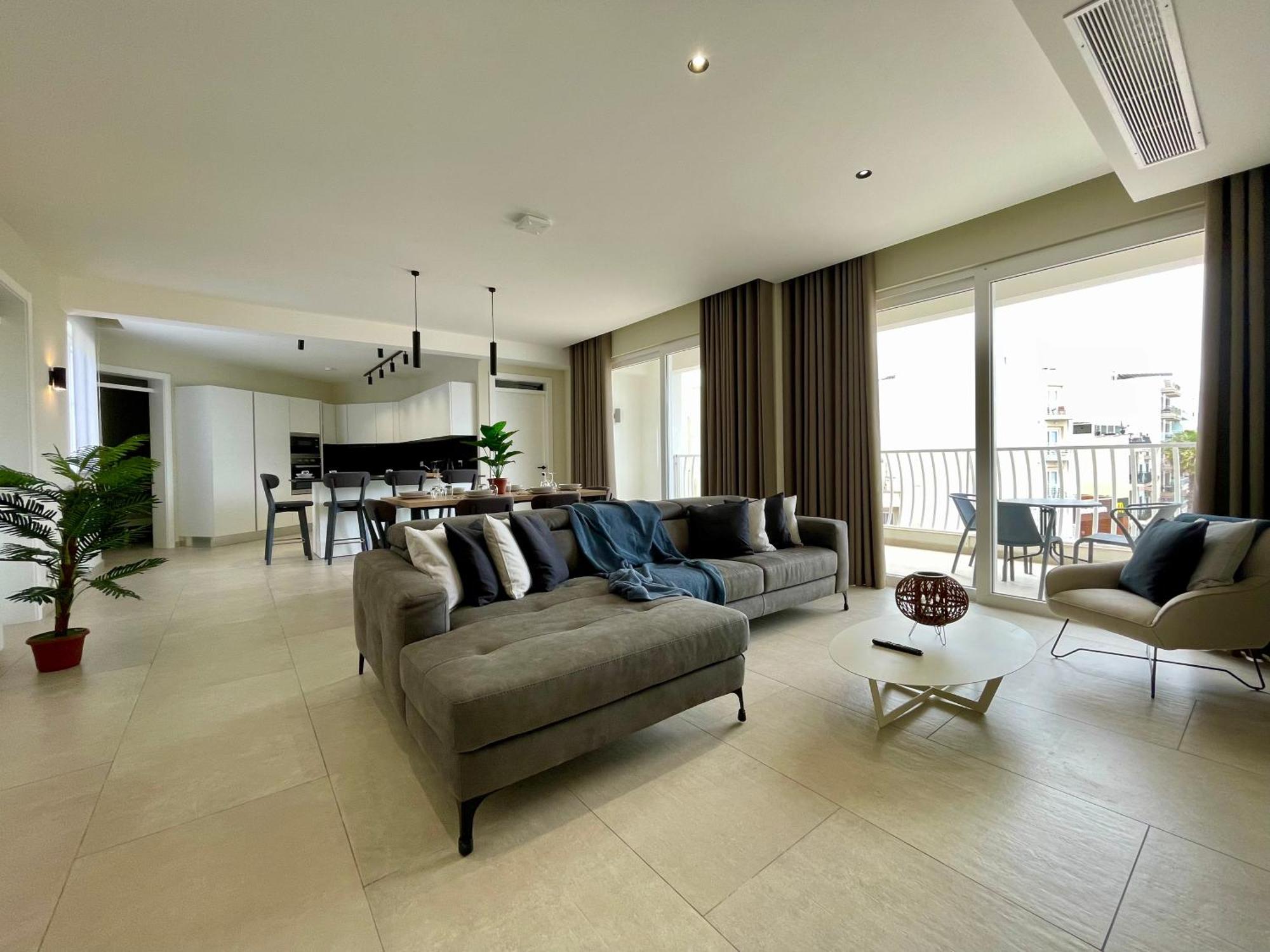 Bugibba Square Seafront Lux Apartments By Holi San Pawl il-Baħar Eksteriør bilde