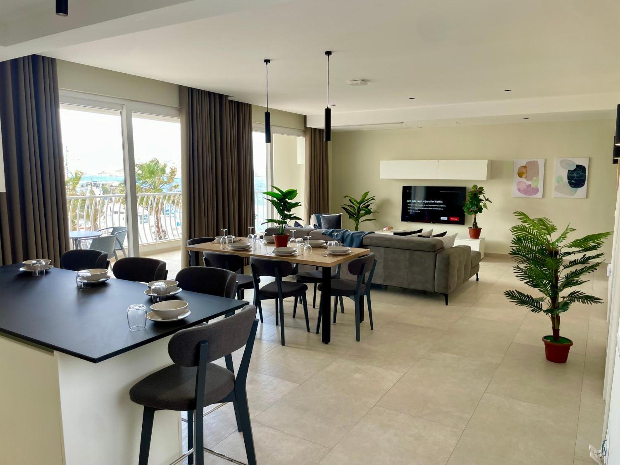 Bugibba Square Seafront Lux Apartments By Holi San Pawl il-Baħar Eksteriør bilde